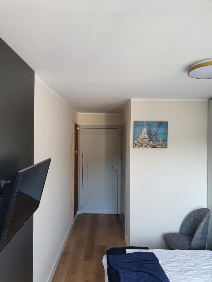 Pokoje Goscinne U Gracjana Wladyslawowo Bagian luar foto